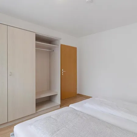 Apartment Parkblick Doppelzimmer 31, 34 *